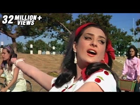 Main Chali Main Chali Lyrics – मैं चली मैं चली – Padosan